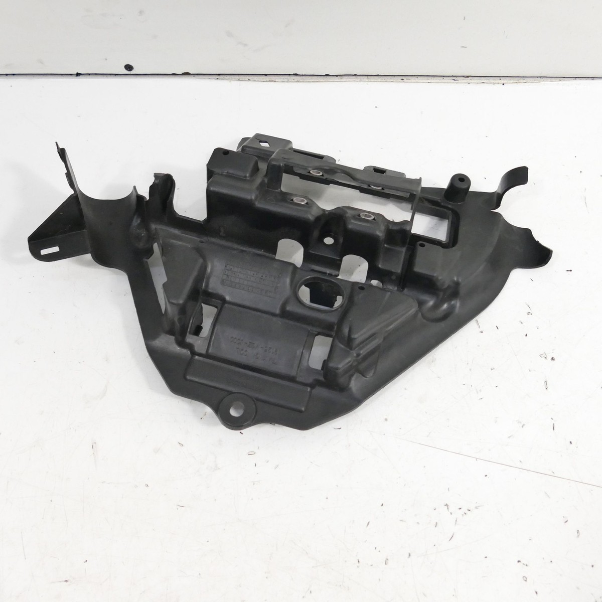 Honda CBR 500 PC 62 Ignition Coil 19125-MGZ-J000 Bracket Cover