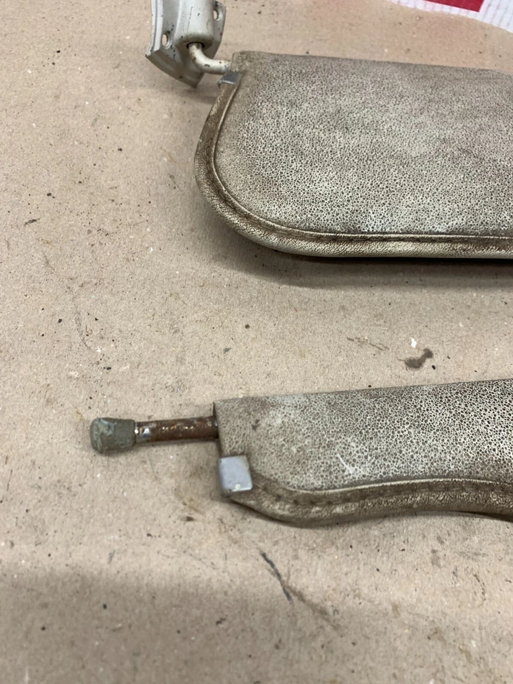 Camión Ford 1967 68 69 70 71 72 F100 F250 F350 par sucio parasoles viseras Foto 2 de 4