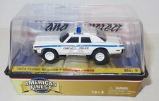 AUTO WORLD Dodge Monaco CHICAGO POLICE SLOT CAR SEALED nos