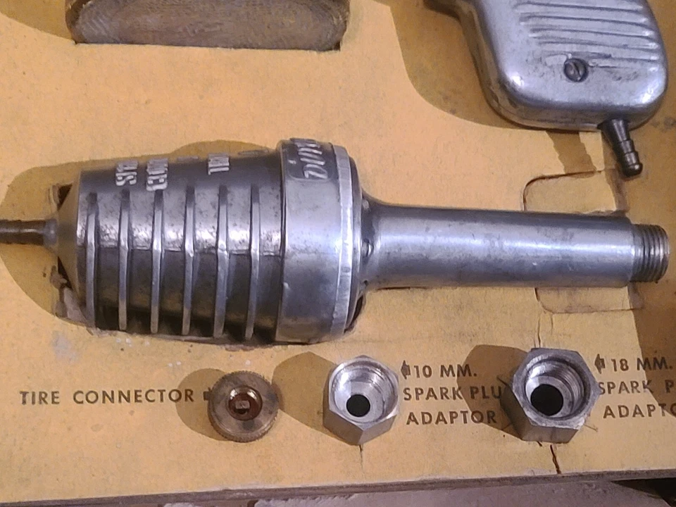 PISTOLA PULVERIZADORA DUPLICOLOR Modelo GC Kit Vintage Foto 3 de 4