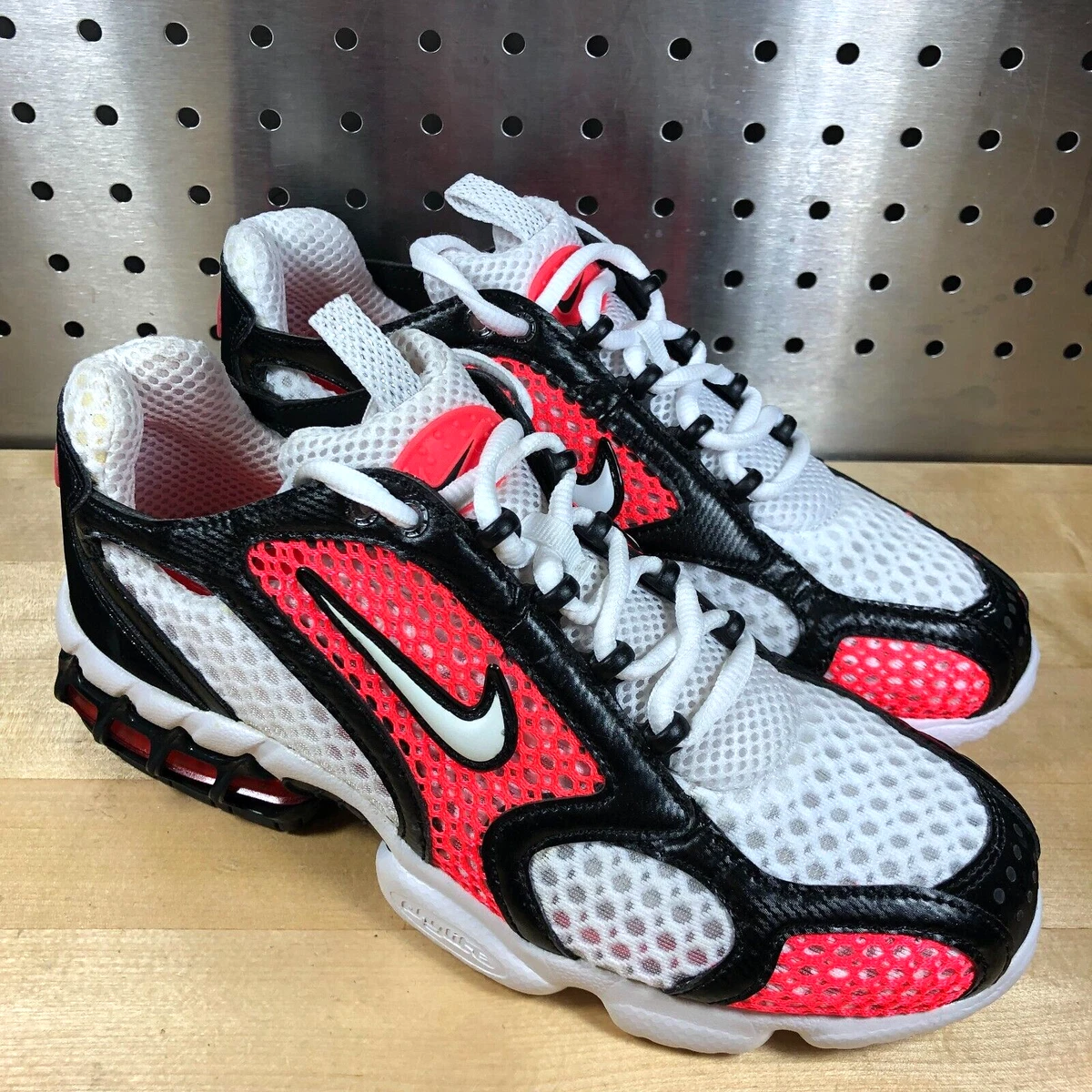 Nike spiridon noir cheap