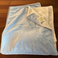 i play ChiChi Blankie Blue Baby Blanket White Backing Super Soft Plush