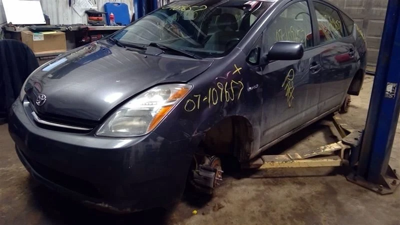 *SOLO RECOGIDA LOCAL* Guardabarros derecho pasajero compatible con 05-09 PRIUS 10272861 Foto 2 de 4