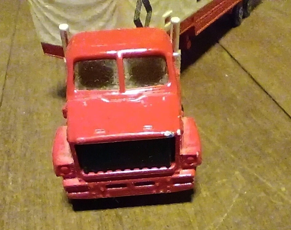 Vintage Majorette Scania Truck 1/100 Renault Trailer. Good Condition - image 4 of 4