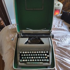 Royal Quiet De Luxe Signal Corps US Army  MX-322/U Portable Typewriter Case thumbnail