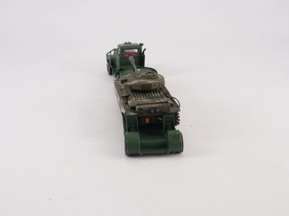 Corgi  Mack transport militaire de char Centurion ref GS10 longueur 28,5 cm - Photo 4/4