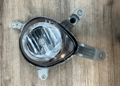 2013-17 HYUNDAI VELOSTER RH FOG LAMP ASSY OEM PART# 92202-2V510