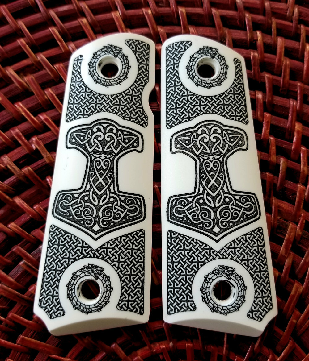 Custom 3D engraved imitation ivory grips Howling Wolf Moon fit Sig