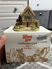 Lilliput Lane cottages boxed and deeds - The Toy Box - Collector's Club