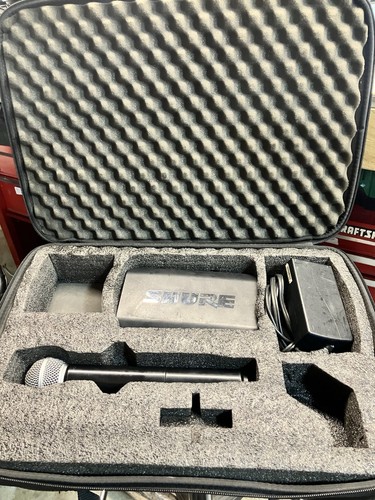 Sistema de micrófono inalámbrico de mano Shure BLX24/SM58 K12