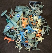 HUGE Mixed Lot of Plastic ARMY MEN, COWBOYS, and INDIANS Vintage