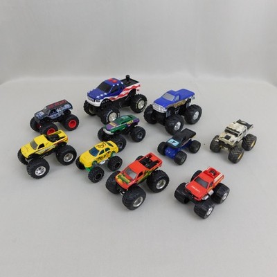 10pc Lot Monster Trucks Hotwheels Monster Jam Road Ripper Soma Marvel Hulk #C892