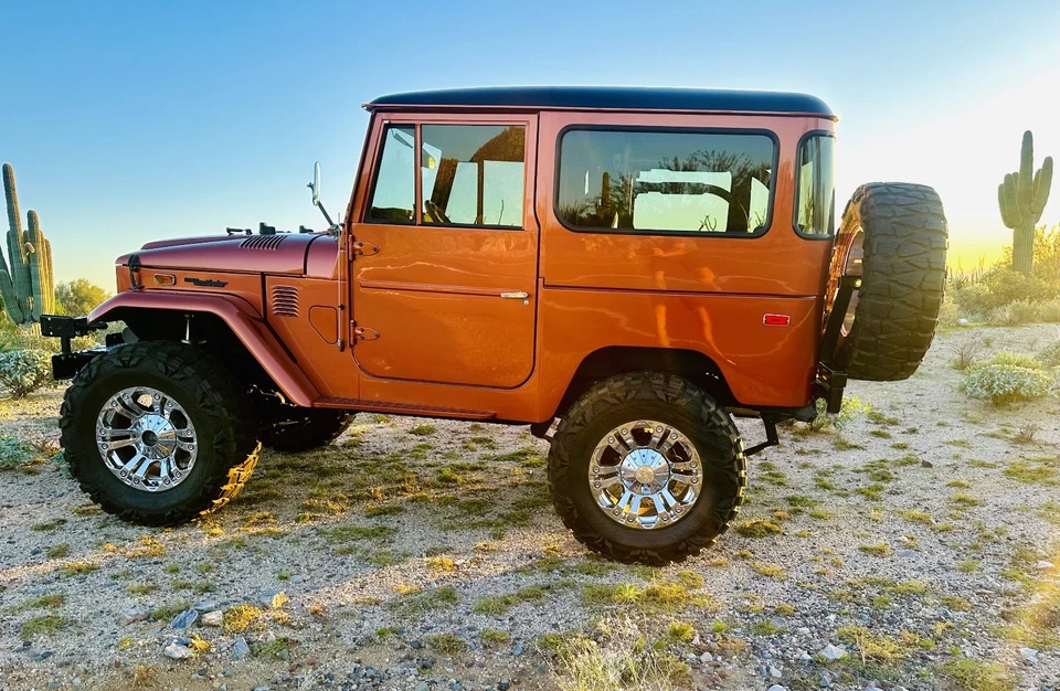 Toyota Land Cruiser 1974  Foto 3 de 4