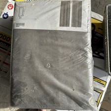 Dos juegos de paneles de cortina