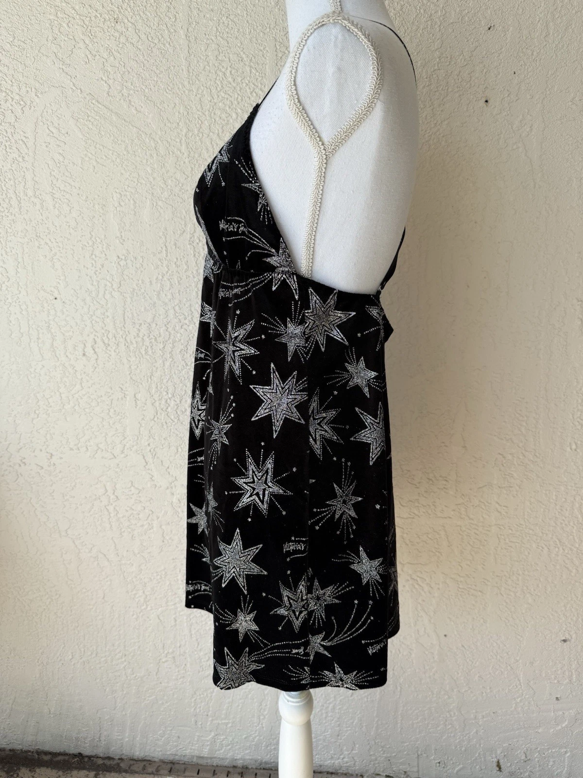UNDERCOVER Abito sexy Victoria’s Secret NUOVO nero metallizzato stampa stella logo cami velluto M
