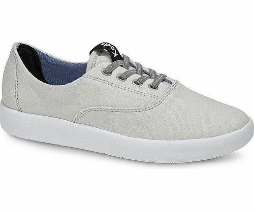 light gray keds