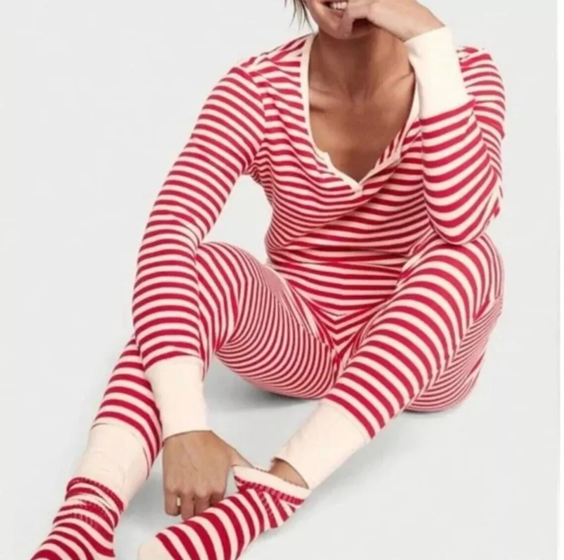 Victoria Secret Long Thermal Pajama Set Med Red White Candy Cane