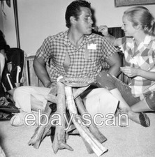CANDID GORDON SCOTT VERA MILES  HALLOWEEN PARTY      8X10 PHOTO 13
