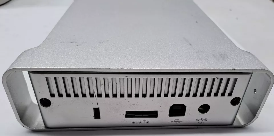 Macally G-S350SU eSATA and USB 2.0 External Drive -750GB/no power adapter - Image 2 of 4