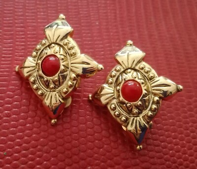 ausgefallene Ohrringe Metall vergoldet rote Cabochons Clips