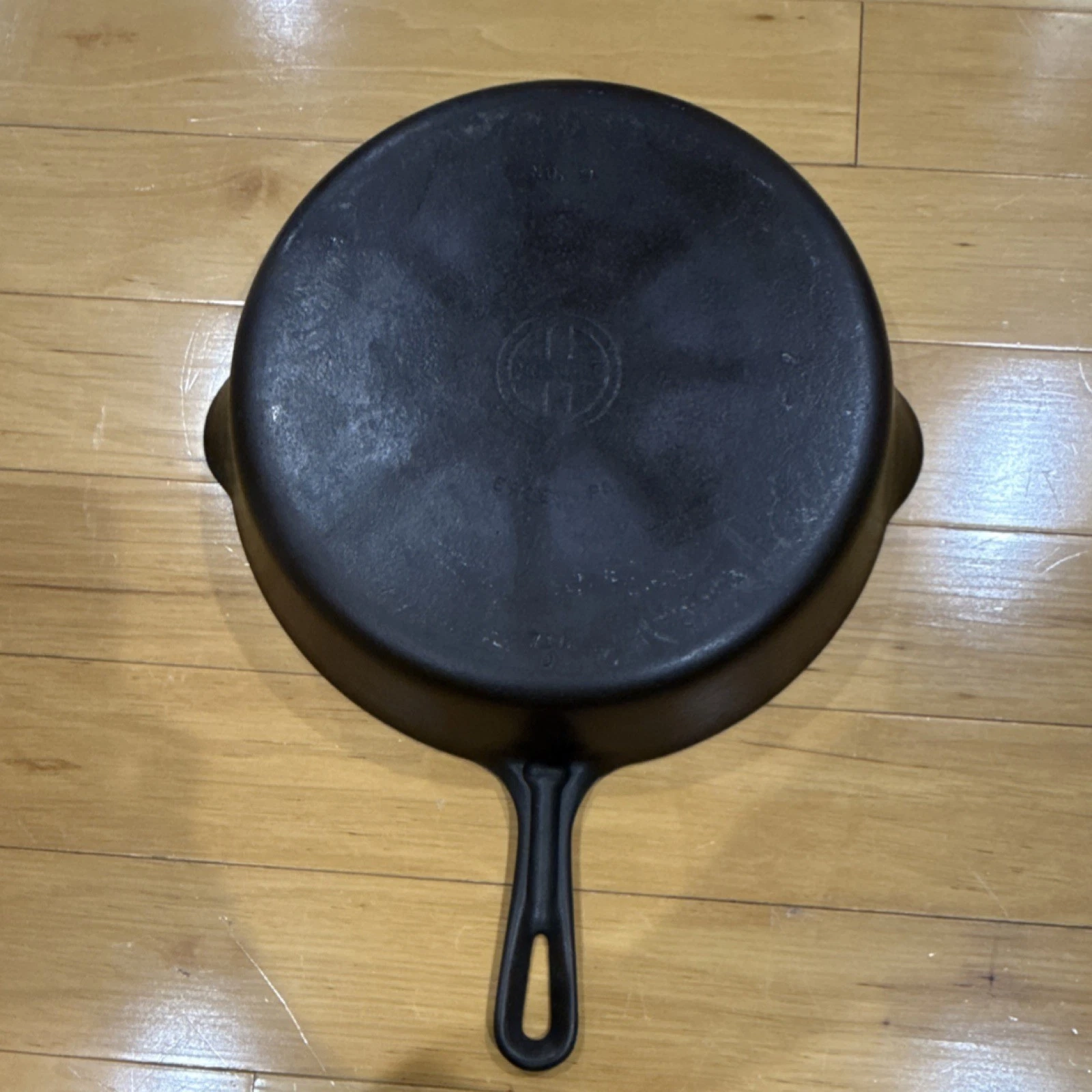 Griswold Cast Iron Round Black Frying Pan No. 9 Erie PA Double Handle Vintage