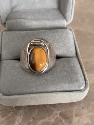 Vintage Silver Tiger’s  Eye Ring Oval Cabochon  Men Women Size 10.5