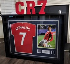 Authentic Cristiano Ronaldo Jersey signed  Certificate of Authenticity