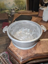 Vintage Guardian Service Round Pot Hammered Aluminum No Lid