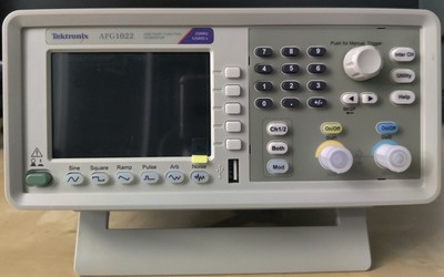 Tektronix AFG1022 25MHz Arbitrary Waveform Generator, 2 Channel