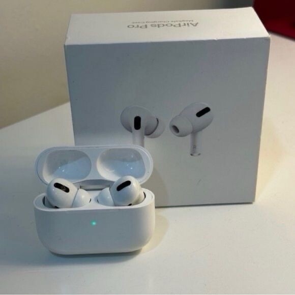 Apple AirPods Pro 2 with MagSafe & USB-C Wireless Charging Case-image