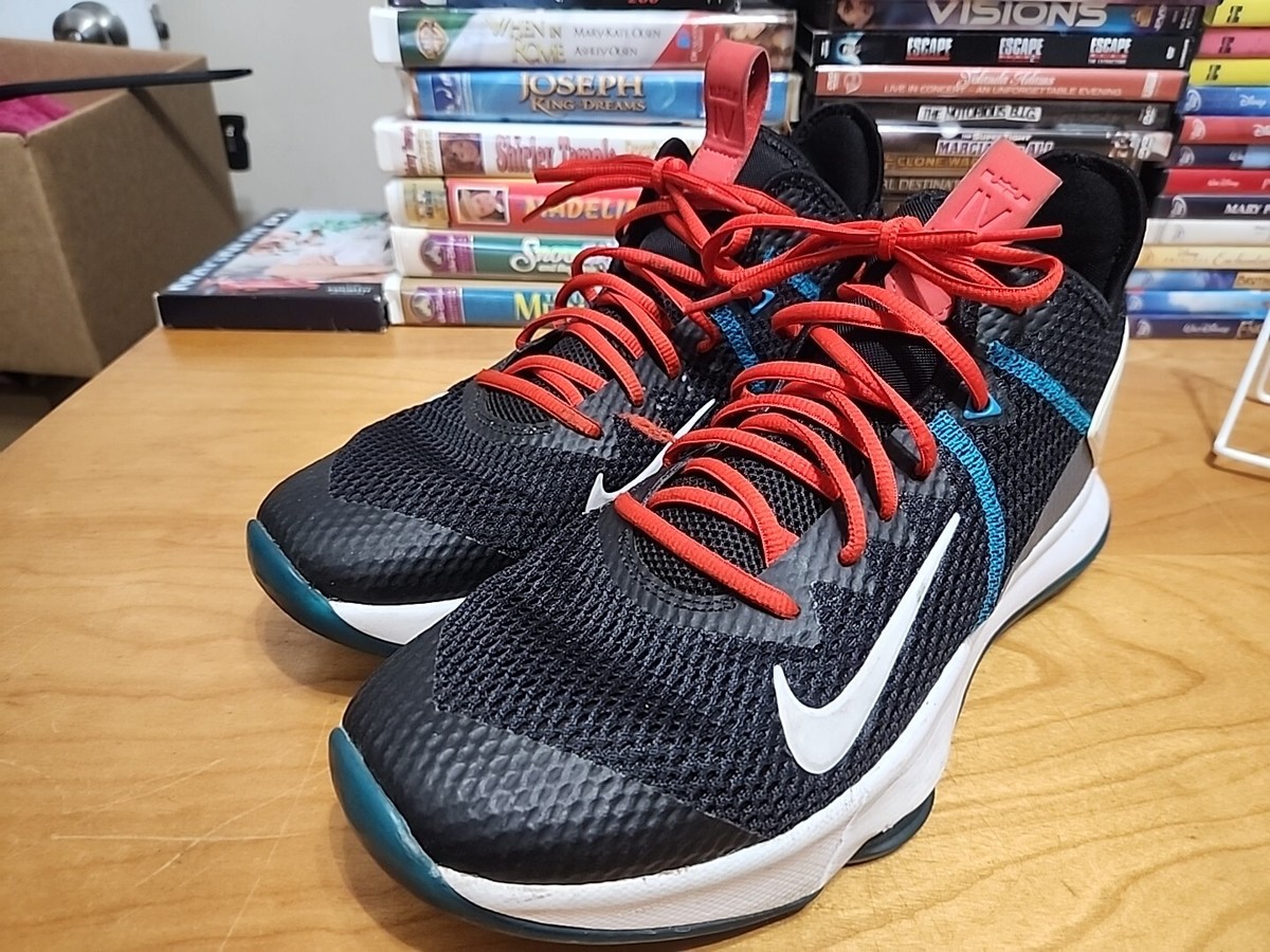 nike men's lebron witness 4 basketball shoes details