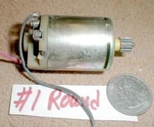  1 Motor Vintage 1960 Slot Car Gently Used Brass Pinion 15 Tooth 1 Round