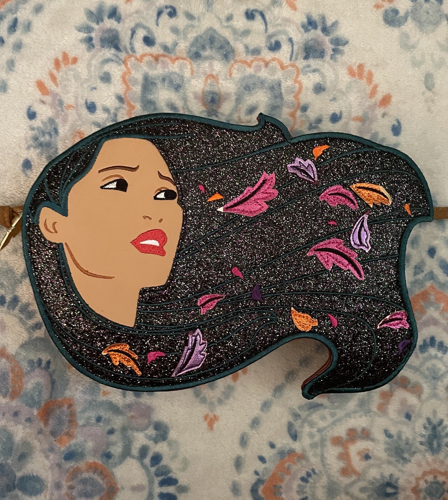 Danielle Nicole Disney Pocahontas Diecut Crossbody Gem