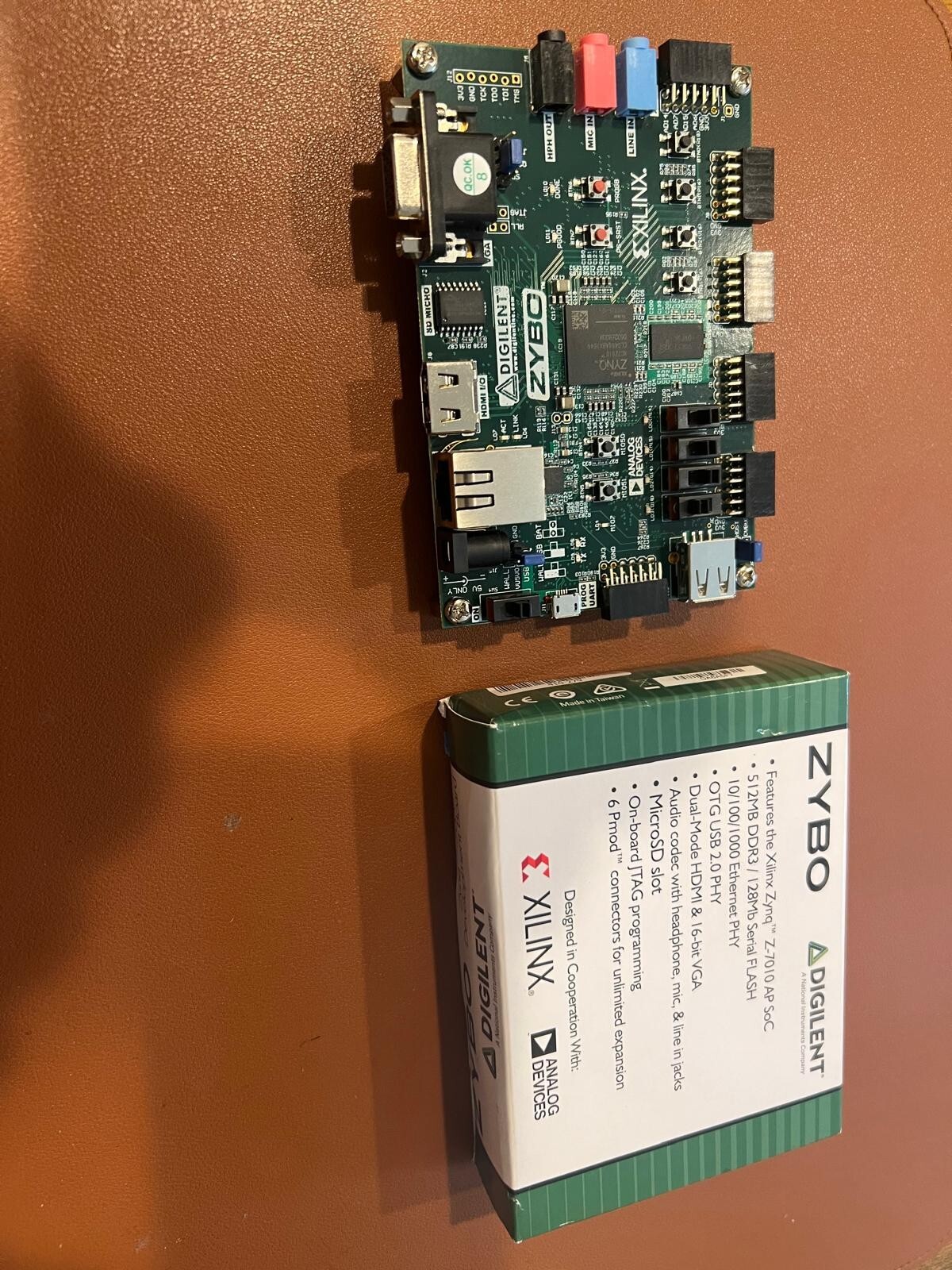 ZYBO Zynq-7010評価ボード Z7-10 ZYBO Zynq-7010評価ボード Z7-10 【公式通販】