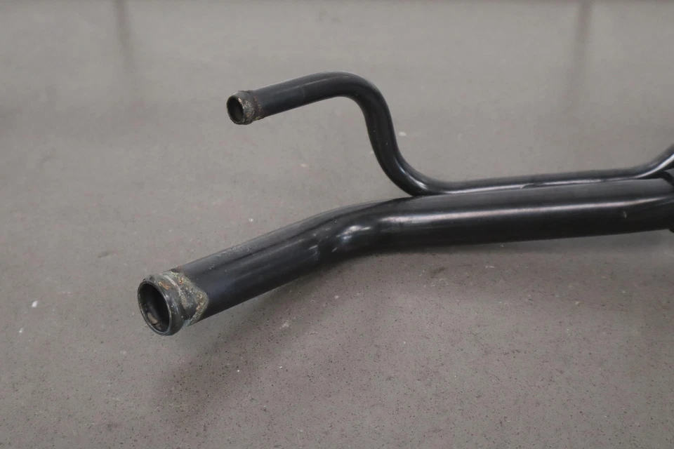 Металлическая труба охлаждающей жидкости заднего двигателя 1999 Plymouth Chrysler Prowler - Изображение 2 из 4