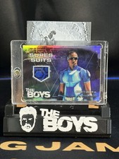 2025 Upper Deck Skybox The Boys Jesse T Usher como A-TRAIN Disfraz Usado Reliquia SSP