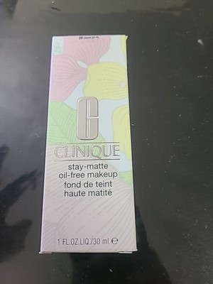 CliniqueStay-Matte Oil-Free Makeup FoundationClove