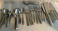 Towle Hammersmith Stainless 59pc - Flatware