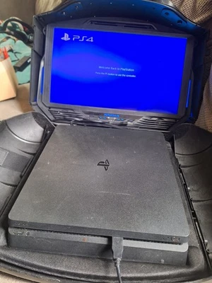 GAEMS Vanguard Black Edition 19”Portable Gaming Monitor With HDMI & Power Cables - Image 1 of 4
