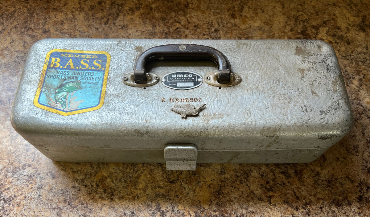 UMCO Vintage Tackle Box Model 52 | eBay UMCO Vintage Tackle Box Model 52 | eBay