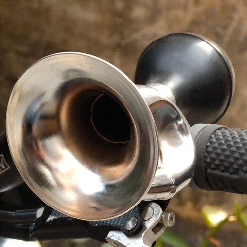 Loud Bicycle Cycle Bike Vintage Horn Handlebar Horn Hooter Honking Air