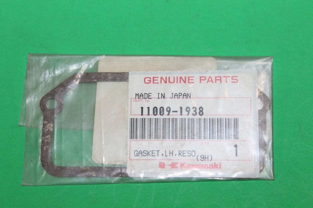 Jeljapanです。 NOS Kawasaki LH Resonator Gasket 1988-1990 KX125 1989-1990