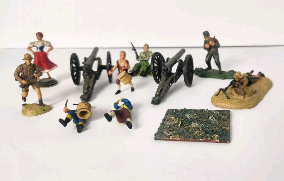 De Colección Soldados Segunda Guerra Mundial Lote 2 Cañones Miniatura Azul Abrigo Bateristas Modelo Mujer Foto 2 de 4