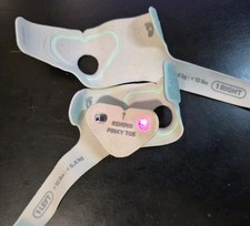 Owlet Gen 3 Dream Sock Smart Sensor  2 Socks