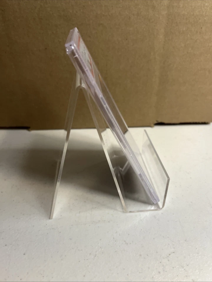 Vintage 1995 Fleer Ultra Batman Forever "Plagued by the past" Trading Card PSA 8 - Image 4 of 4