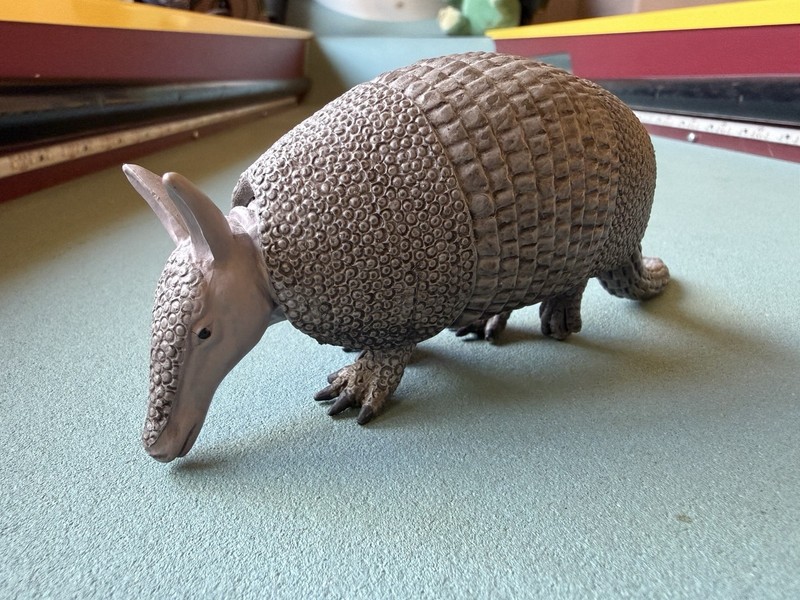 Safari Ltd 2006 Large ARMADILLO Figure Incredible Creatures Wildlife Toy