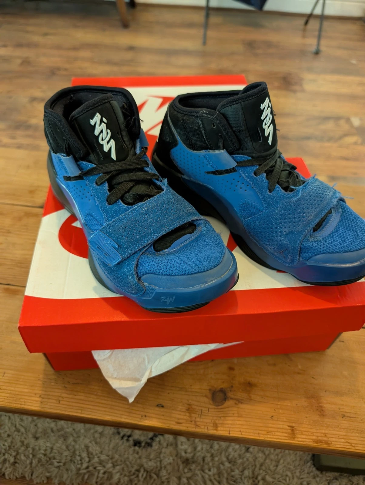 Jordan Zion 2 Hyper Royal (GS) DV0739 410 Taglia UK 3 Usato