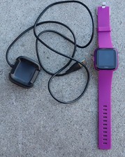 Fitbit Versa Lite Smart Watch Activity Tracker Purple/Mulberry With Charger