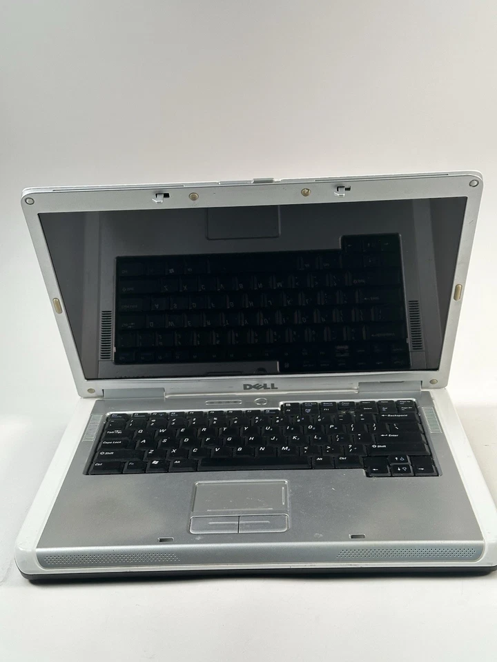 Vintage Dell Inspiron 1501 Laptop FOR PARTS ONLY - Image 2 of 4