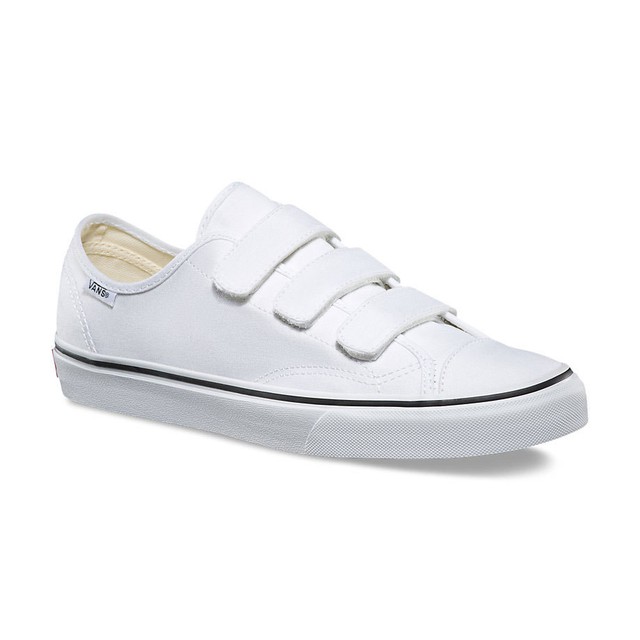 vans white sneakers womens